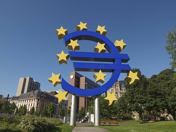 Banky v eurozóně budou muset navýšit rezervy na ztrátové úvěry